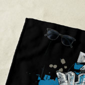 Chess King Graffiti Art – Urban Strategy Illustrat ビーチタオル (インサイチュ)