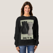 Chess word game Rook and Roll with chess piece roo スウェットシャツ (正面フル)