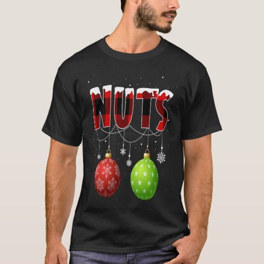 Chest Nuts   Matching Chestnuts Christmas Couples  Tシャツ (正面)