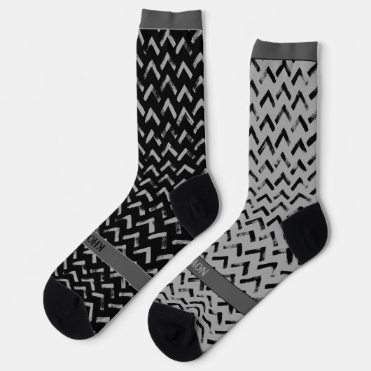 Chevron Black and Grey Name on Mismatch ソックス (左)