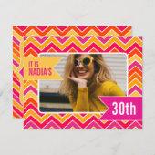 Chevron bright photo 30th birthdayパーティー招待状 招待状 (正面/裏面)