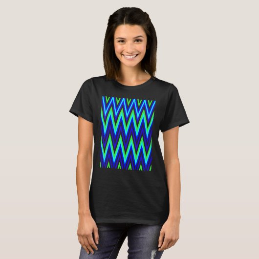 Chevron In Deep Blue Lime Green Zigzags Tシャツ (正面フル)