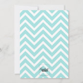 Chevron It's a Boyベビーティール（緑がかった色）シャワー招待状 招待状 (裏面)