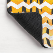 Chevron Tiger Black and Orange Print マウスパッド (コーナー)