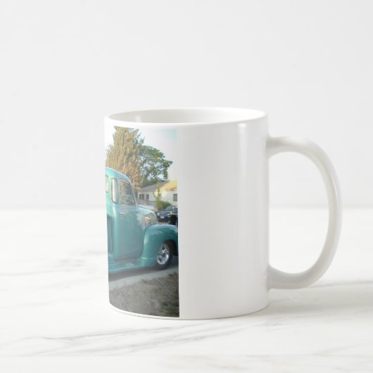 Chevyのトラックのマグ コーヒーマグカップ (右)