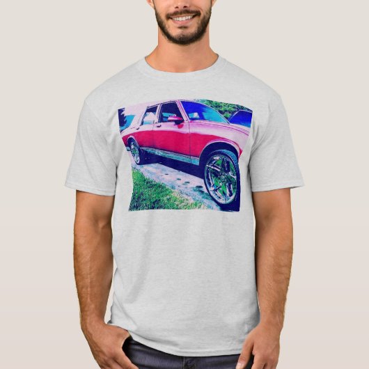 Chevy Ridinの高い灰 Tシャツ (正面)