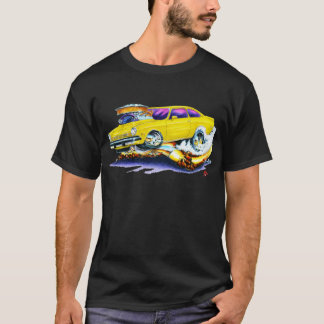 Chevy Vegaの黄色い車 Tシャツ
