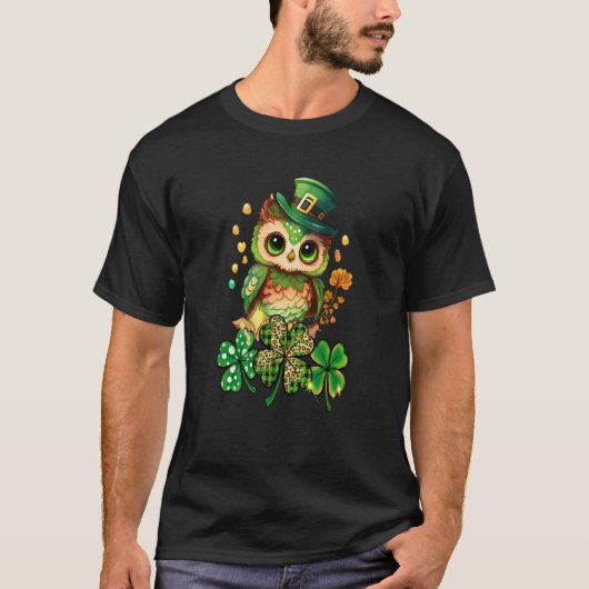 Chibi Owl Adorable St Patrick's Day Bird Cute C Tシャツ (正面)