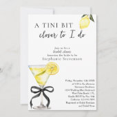 Chic A Tini Bit Closer Lemon Martini Bridal Shower 招待状 (正面)
