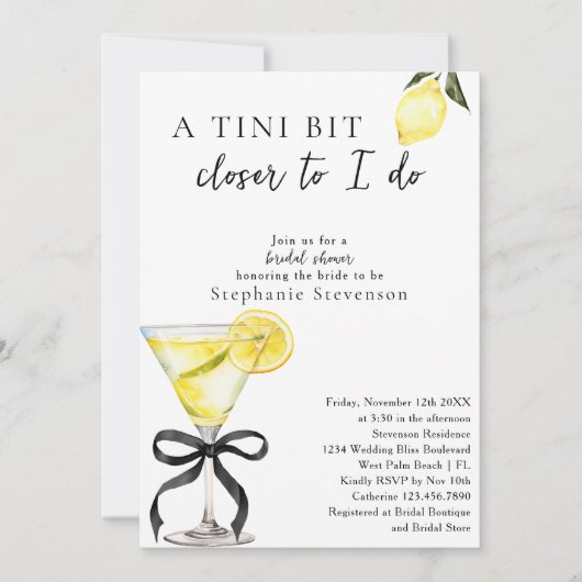 Chic A Tini Bit Closer Lemon Martini Bridal Shower 招待状 (正面)