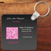 Chic Black and White Silhouette Hair Stylist  キーホルダー (裏面)