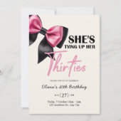 Chic Black & Pink Bow 40th Birthday Invitation 招待状 (正面)