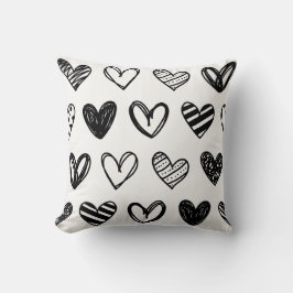 "Chic Black & White Heart Pillow – Stylish Home De クッション