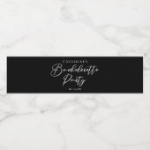 Chic Black White Minimalist Bachelorette Party ペットボトルラベル (シングルラベル)