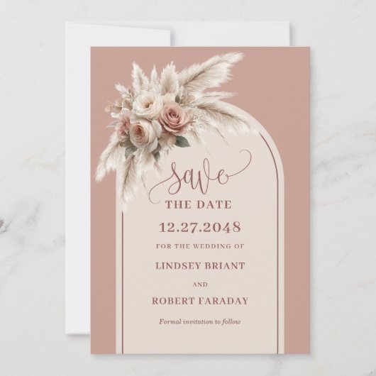 Chic Boho Dusty Pink Floral Arch Save the Date 招待状 (正面)