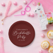 Chic Burgundy Bachelorette Party Personalized ペーパープレート (パーティー)