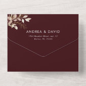 Chic Burgundy Gold Greenery QR Code RSVP Wedding  オールインワン招待状 (裏面)