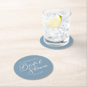 Chic Dusty Blue Bridal Shower Personalized ラウンドペーパーコースター (インサイチュ)