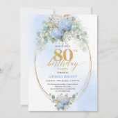 Chic Dusty Blue Floral Gold 80th Birthday Invite 招待状 (正面)