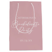 Chic Dusty Rose Pink Bachelorette Party Custom ミディアムペーパーバッグ (正面)