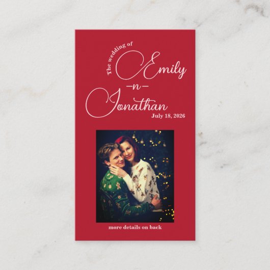 Chic Editorial Deep Red Compact QR Code Wedding エンクロージャーカード (正面)