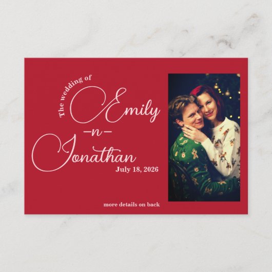 Chic Editorial Deep Red One Photo QR Code Wedding エンクロージャーカード (正面)