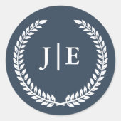 Chic Elegant Wreath Monogram Wedding ラウンドシール (正面)