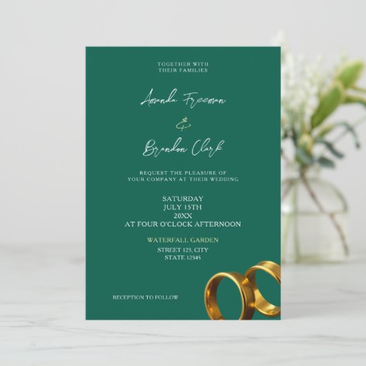 Chic Emerald Green Gold Rings Wedding 招待状 (スタンド正面)