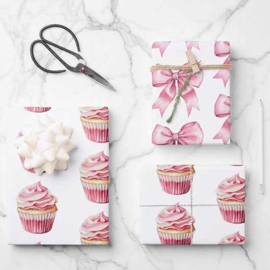 Chic Girly Pink Cupcake Birthday ラッピングペーパーシート (正面)