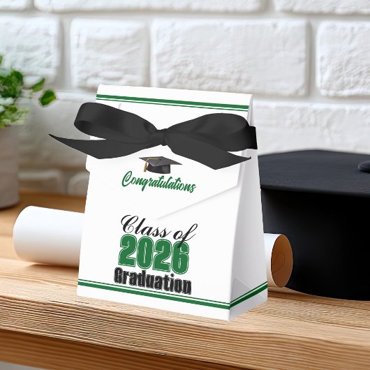 Chic Green Class of 2026 Custom Graduation フェイバーボックス