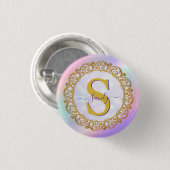 Chic Iridescent Initial With Gold Scrollwork 缶バッジ (正面&裏面)