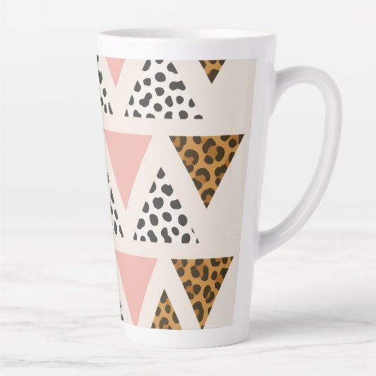 Chic Leopard & Pink Triangle Pattern カフェラテマグ (右)