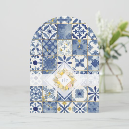 Chic Mediterranean Tiles Monogram Lemons & Flowers 招待状 (スタンド正面)
