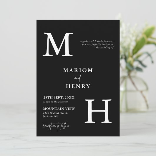 Chic Modern Monogram Initial Black White Wedding 招待状 (スタンド正面)