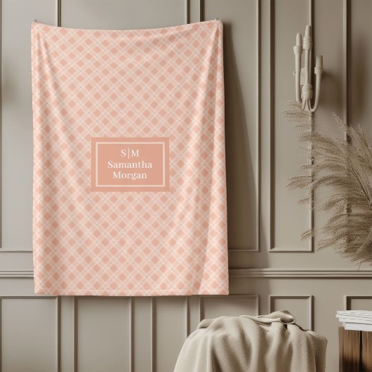 Chic Pastel Coral Blanket Elegant Custom Name Gift フリースブランケット