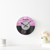 Chic pink black faux glitter animal print monogram ラウンド壁時計 (ホーム)
