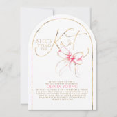 Chic Pink Bow She's Tying The Knot Bridal Shower 招待状 (正面)