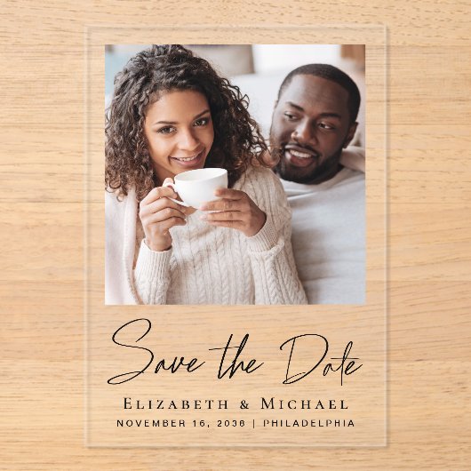 Chic Script Photo日付の保存 アクリル招待状 (正面)