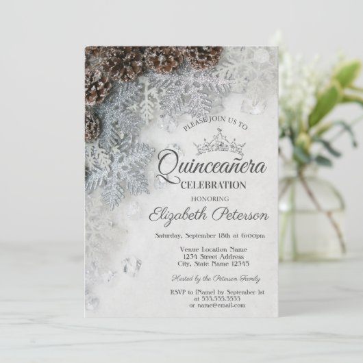 Chic Snowflakes Pine Cones Quinceañera  招待状 (スタンド正面)