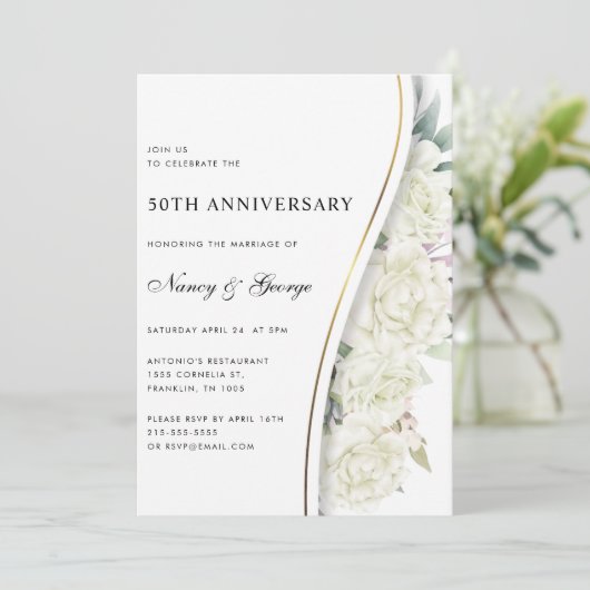 Chic White Floral Foliage 50th Wedding Anniversary 招待状 (スタンド正面)