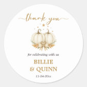 Chic White Pumpkin Twin Baby Shower Thank You ラウンドシール (正面)