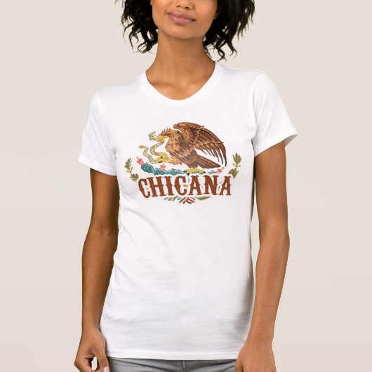 Chicanaメキシコの紋章付き外衣 Tシャツ (正面)