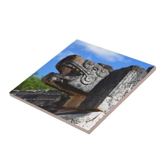Chichen ItzaメキシコKukulkan Waxaklahun Ubah Kan タイル (側面)
