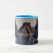 Chichen Itza Mexicoのブラックパンザーズ ツートーンマグカップ (中央)