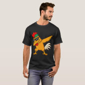Chicken Dab Meme Animal Dance Funny For Men Women  Tシャツ (正面フル)