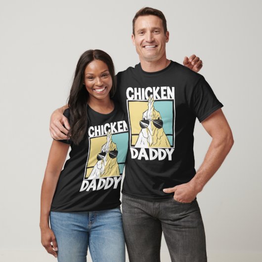 Chicken Daddy farmer farming chickens Tシャツ (ユニセックス)