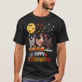 Chicken Happy HalloThanksMas  Halloween Thanksgivi Tシャツ (正面)