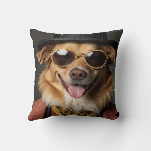 Chien amusant. Caniche en costume d'aristocrate クッション (裏面)