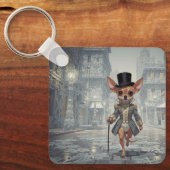 Chihuahua About Town In Paris キーホルダー (正面)