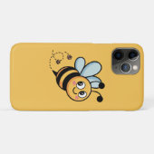Child-Friendly Bee Mascot with Dotted Trail Case-Mate iPhoneケース (裏面(横))
